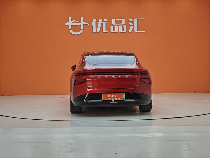 Фото 4 - XPeng P7