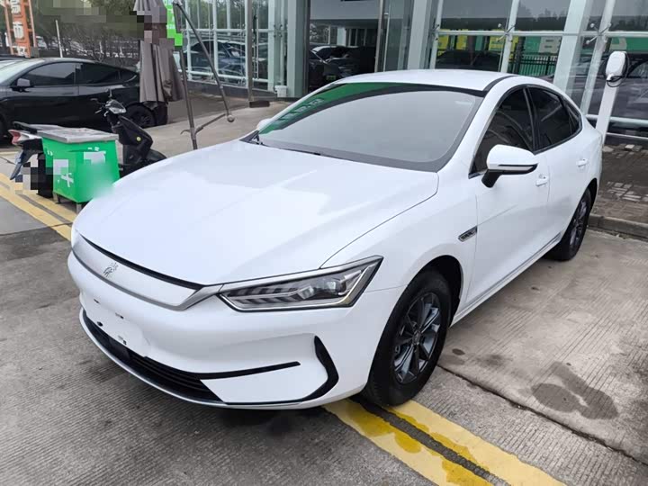 Фото 2 - BYD Qin Plus