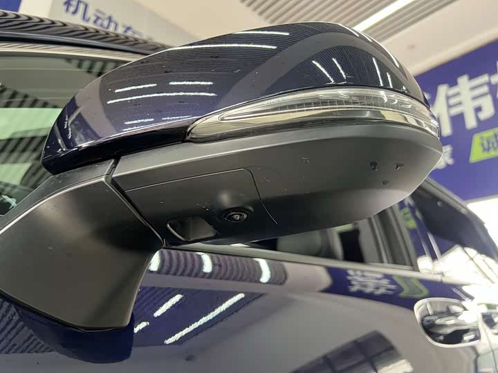 Фото 7 - Toyota Sienna