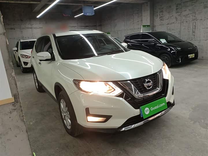 Фото 4 - Nissan X-Trail