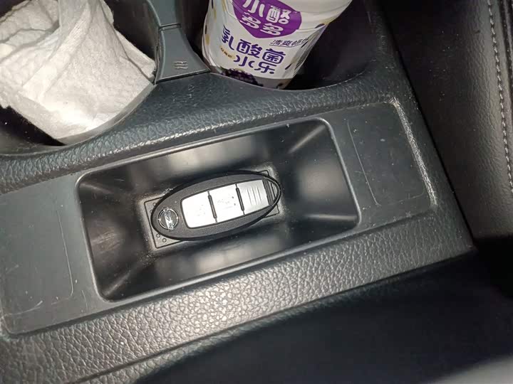 Фото 9 - Nissan X-Trail