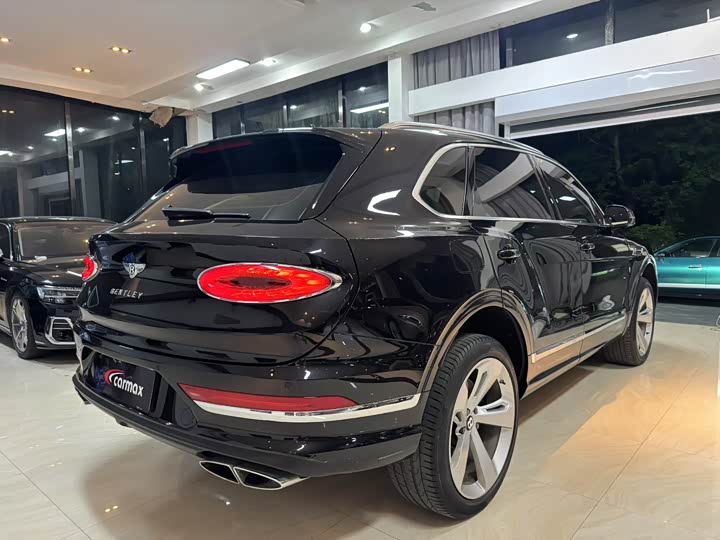 Фото 8 - Bentley Bentayga