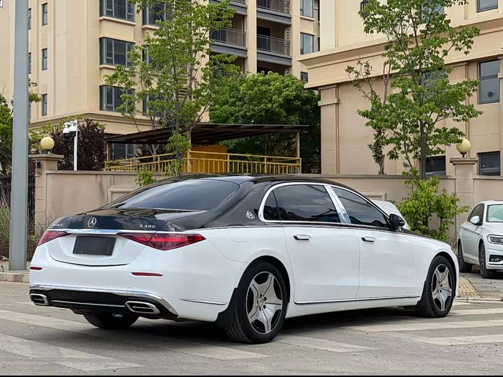 Фото 3 - Mercedes-Benz Maybach S-Class