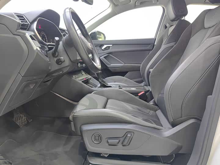 Фото 8 - Audi Q3 Sportback