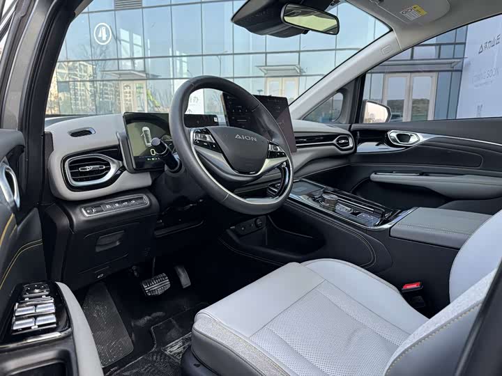 Фото 9 - GAC Aion V