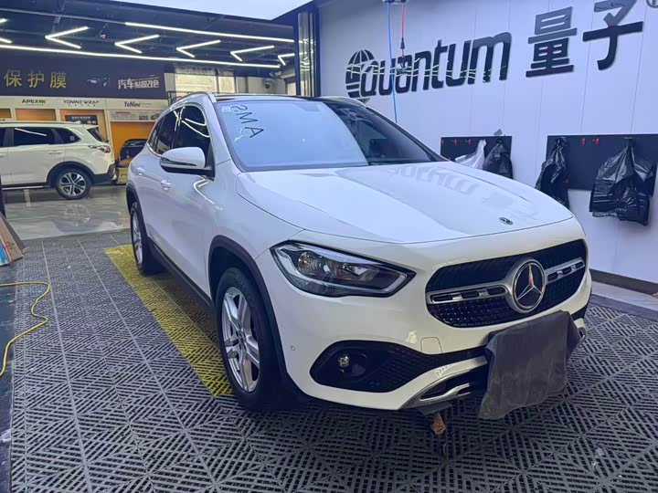 Фото 3 - Mercedes-Benz GLA-Class