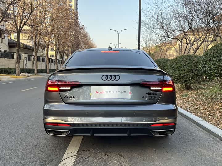 Фото 9 - Audi A4L