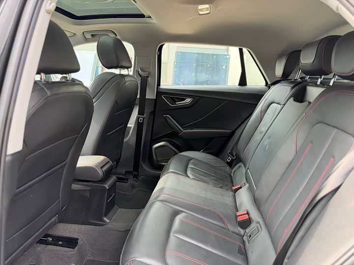 Фото 5 - Audi Q2L