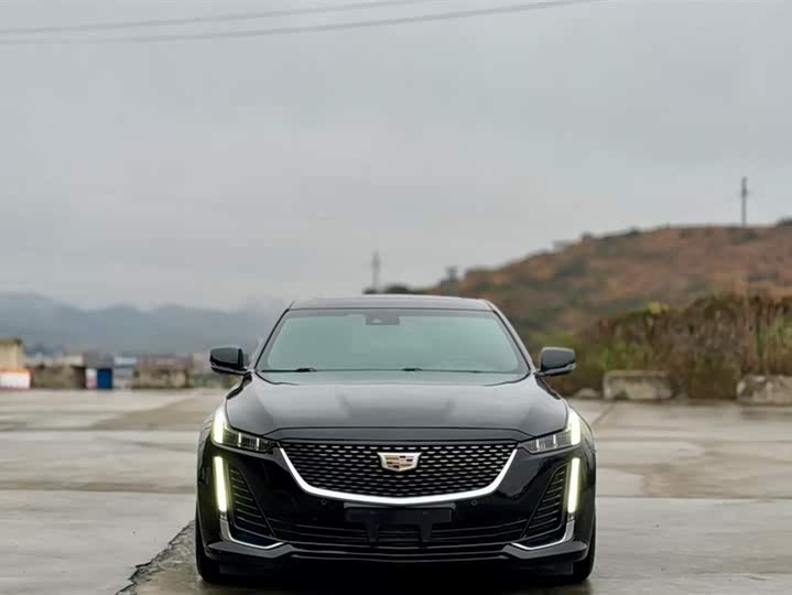 Фото 2 - Cadillac CT5