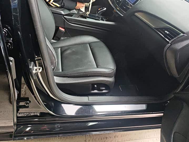 Фото 8 - Cadillac CT5