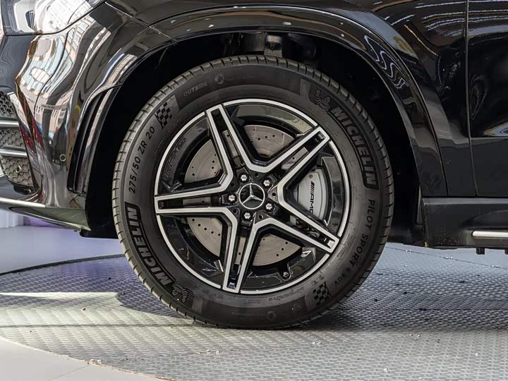 Фото 8 - Mercedes-Benz GLE-Class AMG