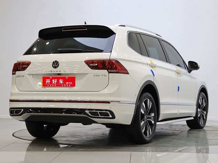 Фото 4 - Volkswagen Tiguan L Pro