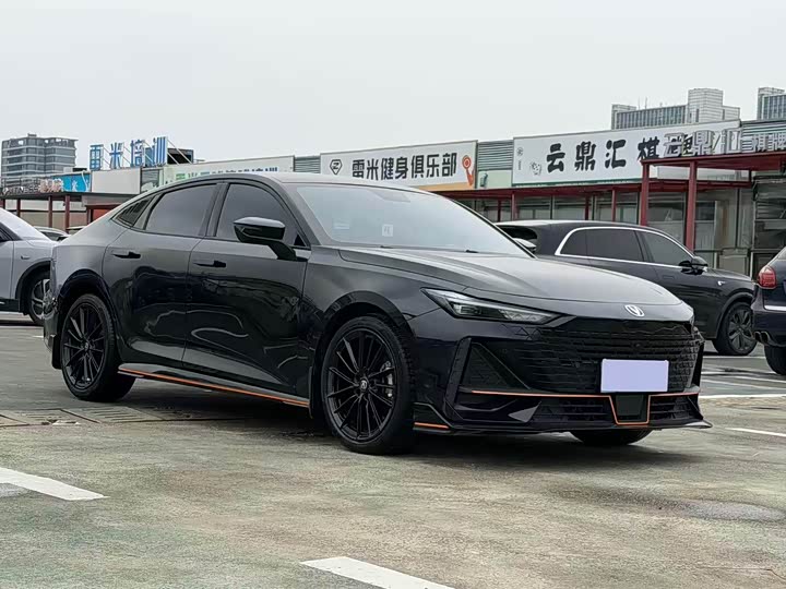 Фото 3 - Changan UNI-V