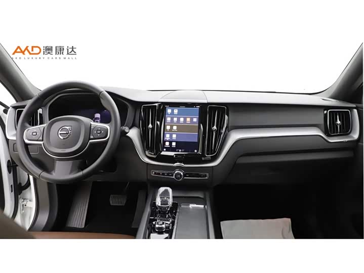 Фото 5 - Volvo XC60