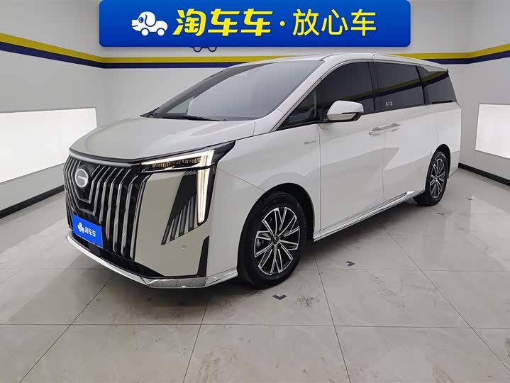 Фото 1 - GAC Trumpchi M8