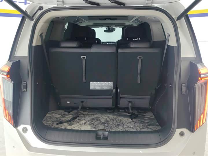 Фото 4 - GAC Trumpchi M8