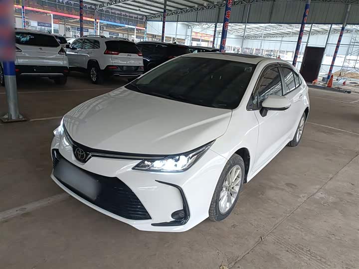 Фото 1 - Toyota Corolla