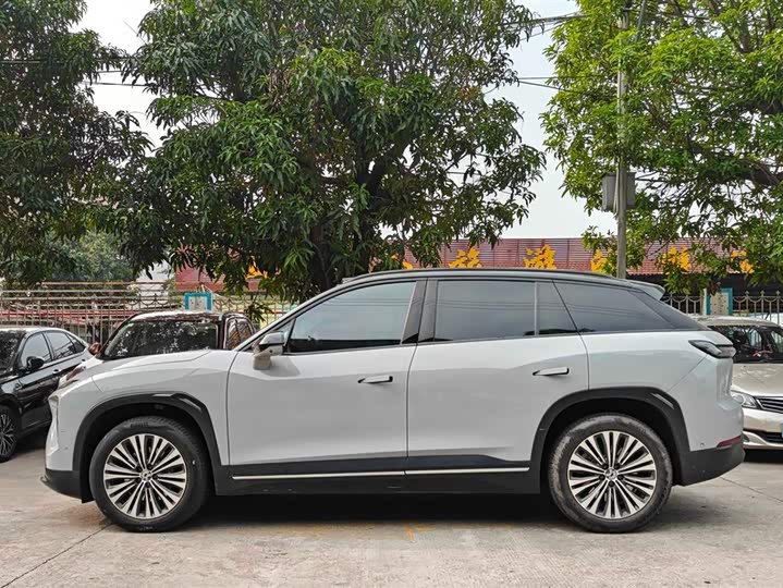 Фото 3 - Nio ES7