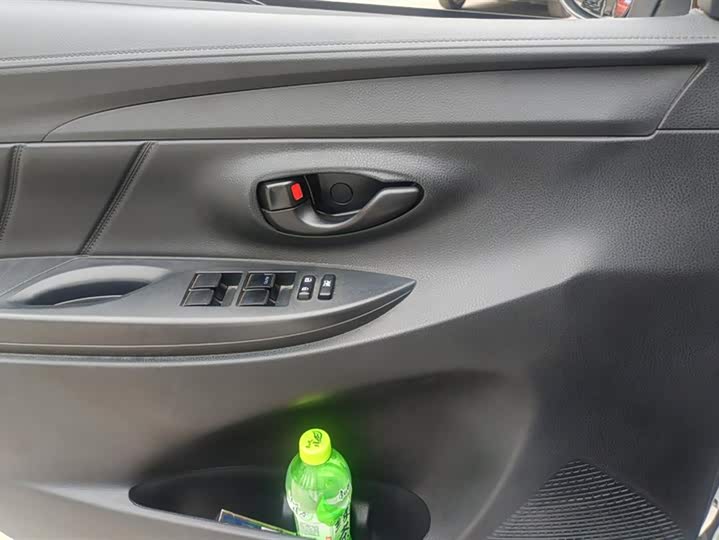 Фото 7 - Toyota Vios FS