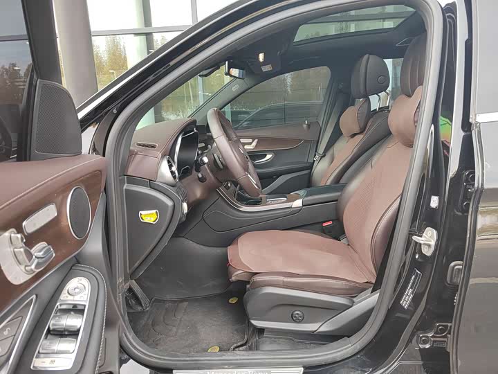 Фото 6 - Mercedes-Benz GLC-Class