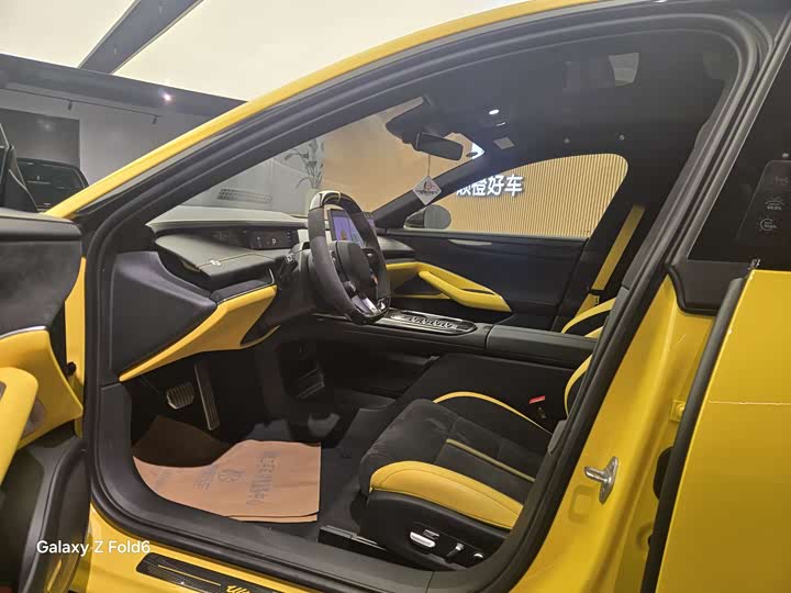 Фото 4 - Xiaomi SU7 Ultra