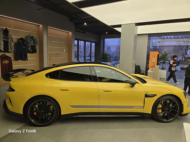 Фото 7 - Xiaomi SU7 Ultra