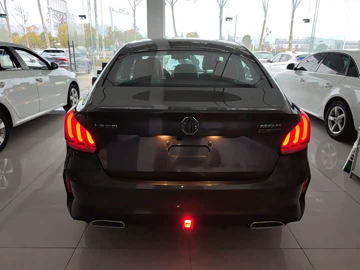 Фото 6 - MG Motor 5