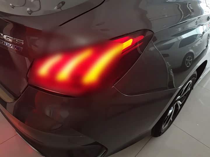 Фото 8 - MG Motor 5