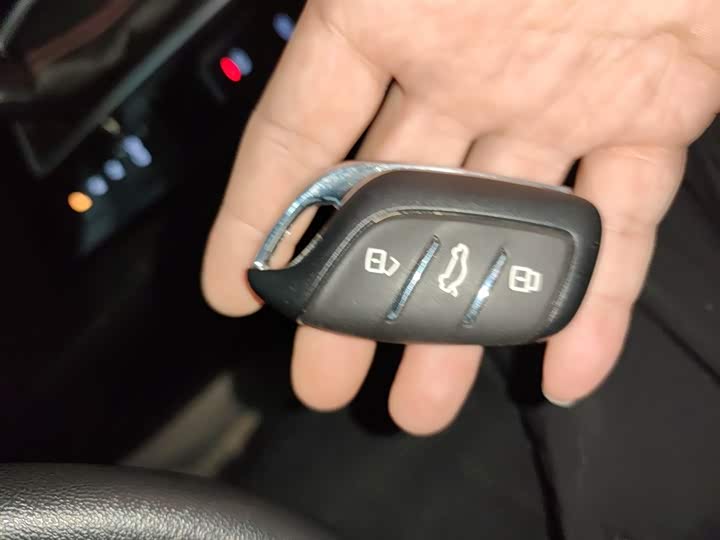 Фото 9 - MG Motor 5