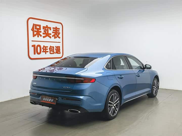 Фото 2 - Geely Preface