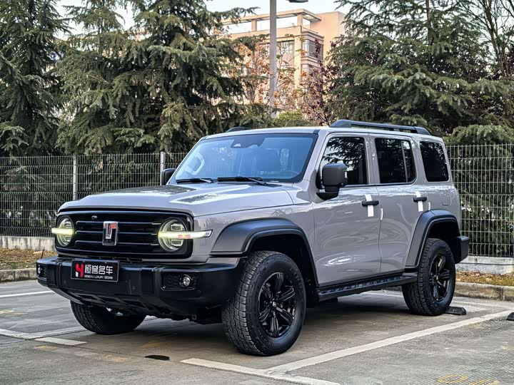 Фото 1 - Tank 300