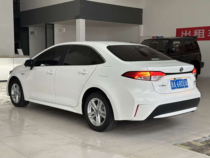 Фото 9 - Toyota Levin