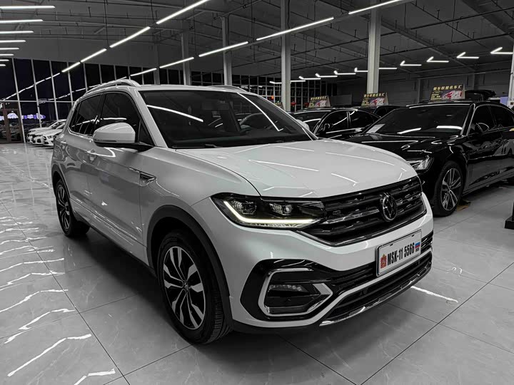 Фото 3 - Volkswagen Tacqua