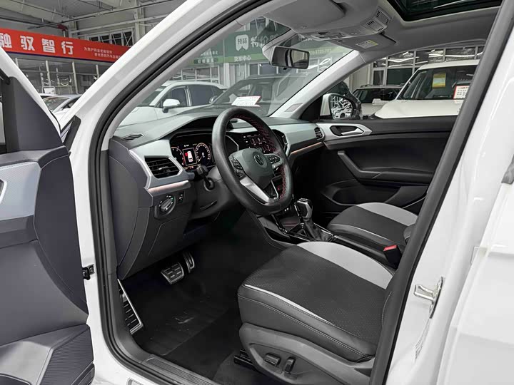 Фото 7 - Volkswagen Tacqua