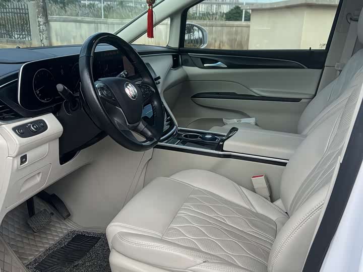 Фото 7 - Buick GL8 ES