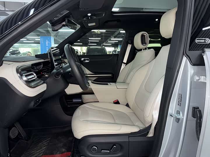 Фото 8 - Smart #1