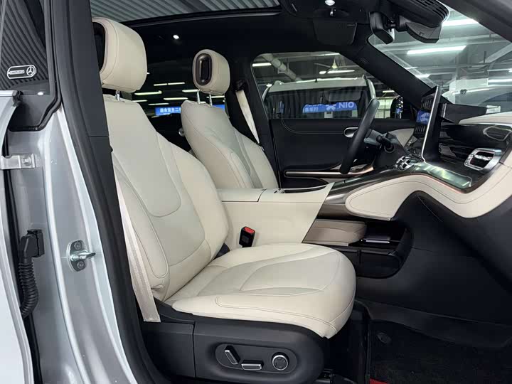 Фото 9 - Smart #1