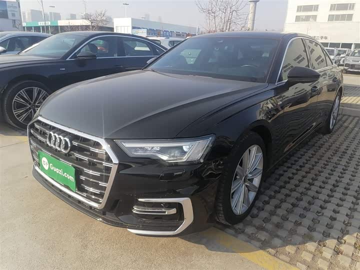 Фото 2 - Audi A6L