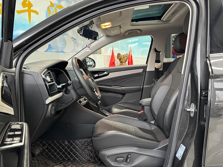 Фото 7 - Jetta VS5