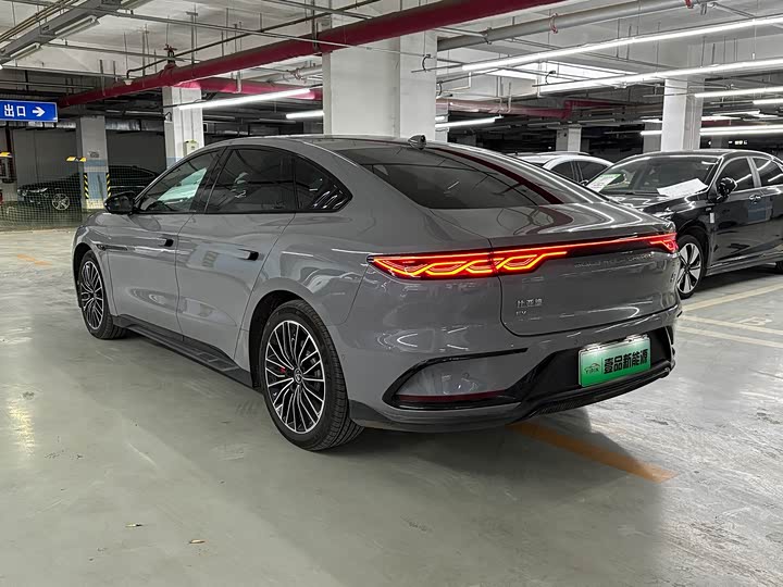 Фото 4 - BYD Han