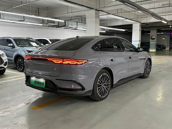 Фото 6 - BYD Han