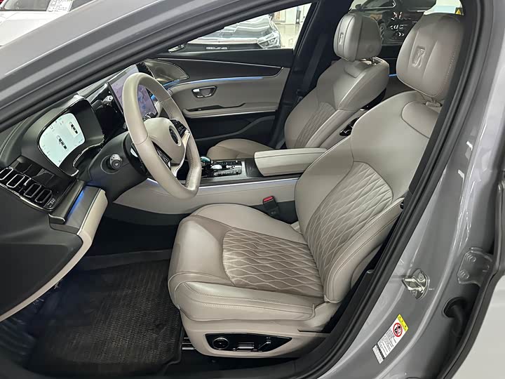 Фото 9 - BYD Han