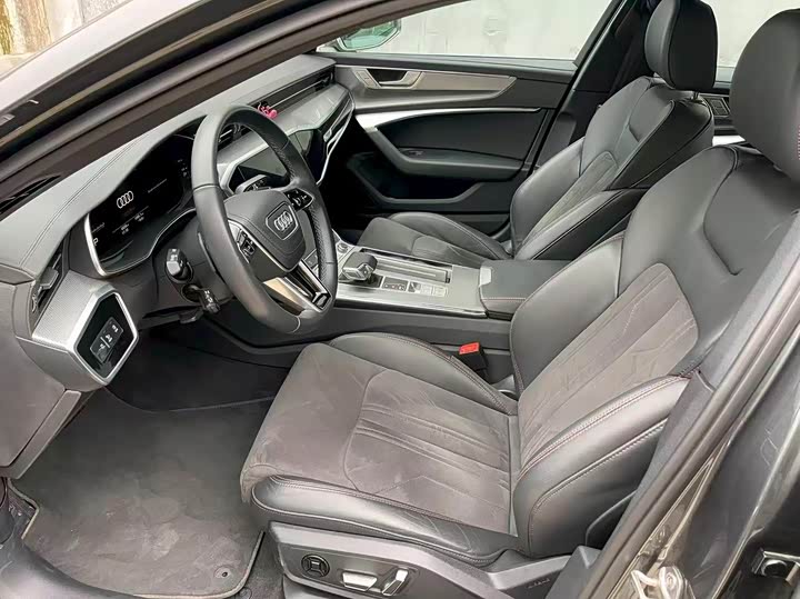 Фото 6 - Audi A6L