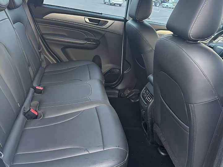 Фото 5 - Haval M6