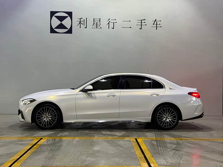 Фото 3 - Mercedes-Benz C-Class