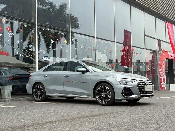 Фото 2 - Audi A3