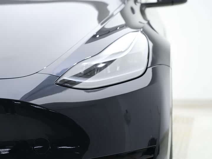 Фото 8 - Tesla Model Y