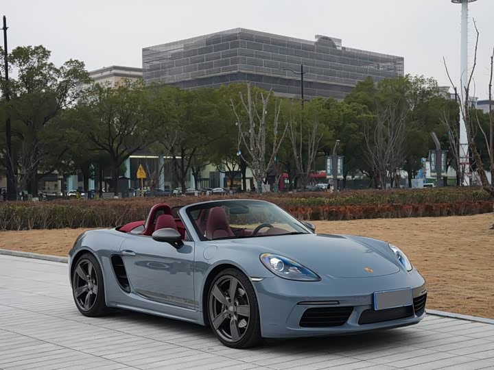 Фото 3 - Porsche 718