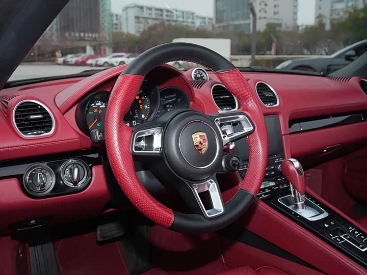 Фото 9 - Porsche 718