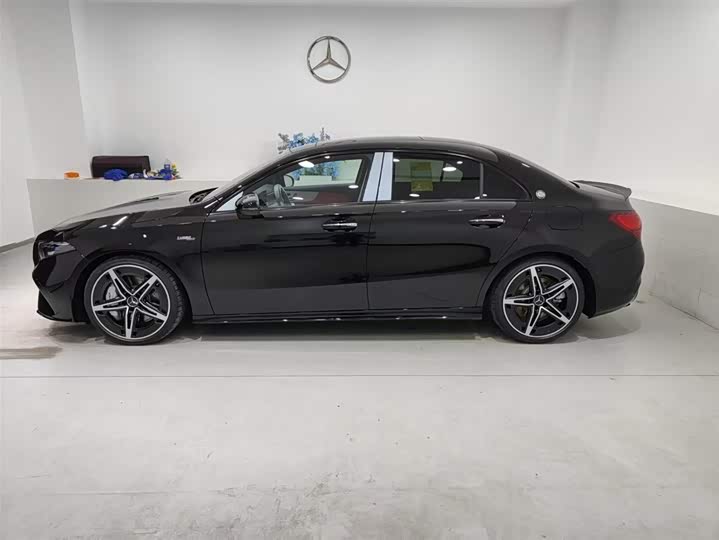 Фото 3 - Mercedes-Benz A-Class AMG
